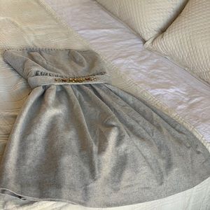 Beautiful BR sleeveless wool dress!